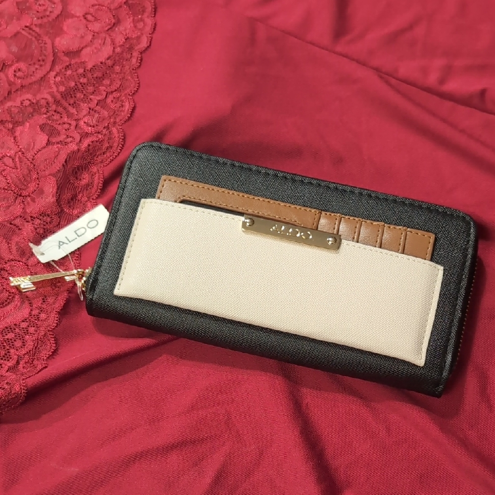 ALDO Tricolor Zip Wallet - Black, Cream & Tan